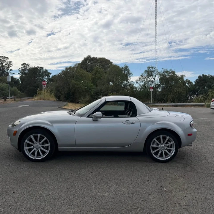 2007 Mazda NC MX-5 Miata - Image 6 of 20