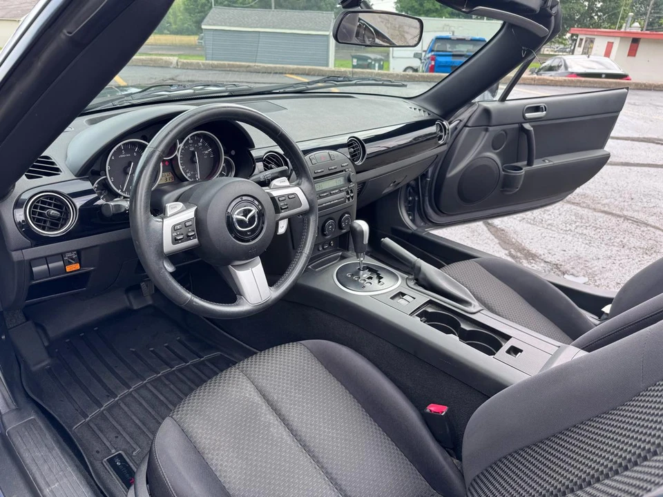 2007 Mazda NC MX-5 Miata - Image 14 of 20