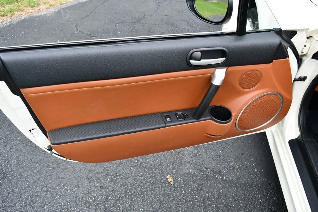 2007 Mazda NC MX-5 Miata - Image 10 of 21