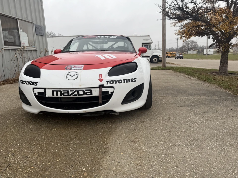 2007 Mazda NC MX-5 Miata - Image 2 of 31
