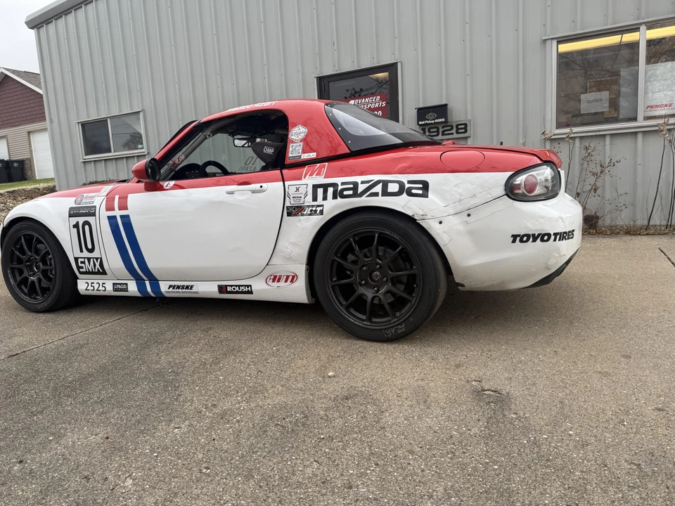 2007 Mazda NC MX-5 Miata - Image 23 of 31