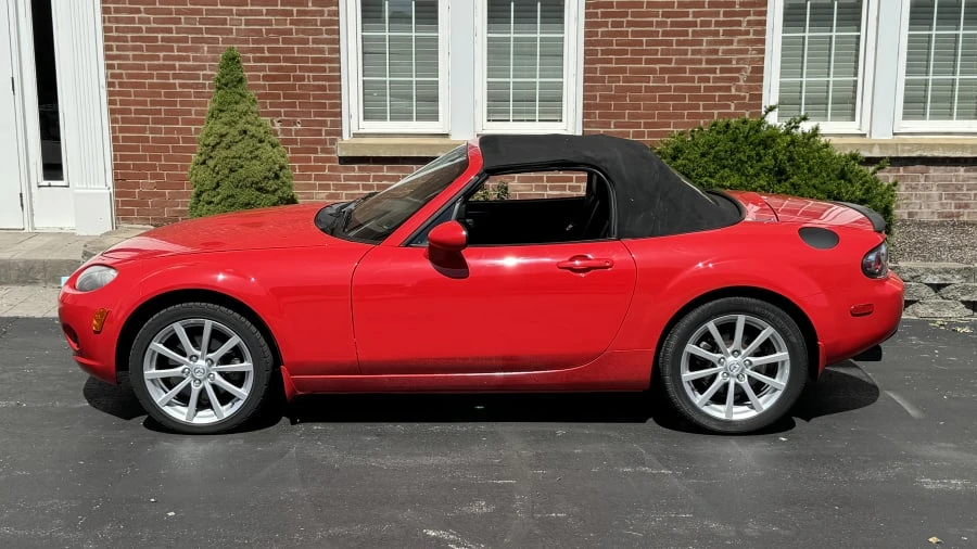 2007 Mazda NC MX-5 Miata - Image 5 of 11