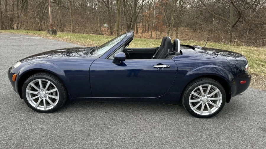 2007 Mazda NC MX-5 Miata - Image 5 of 14