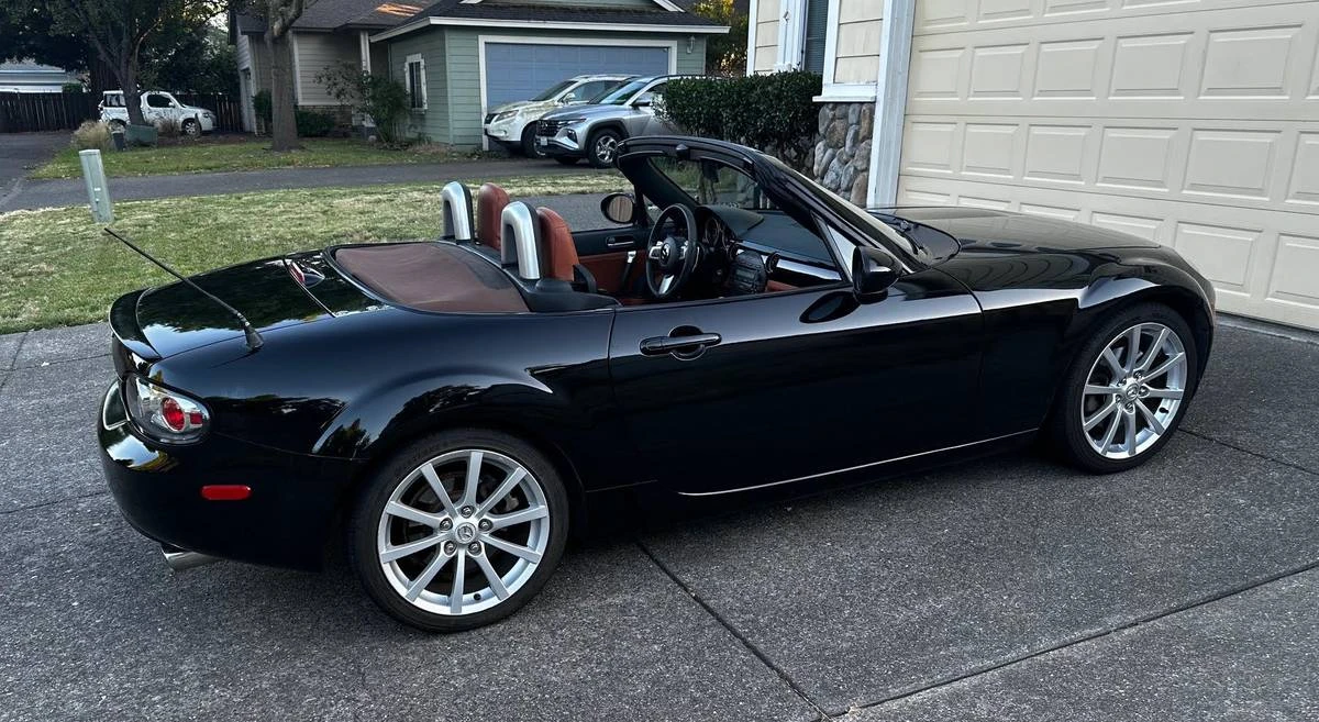 2007 Mazda NC MX-5 Miata - Image 2 of 11
