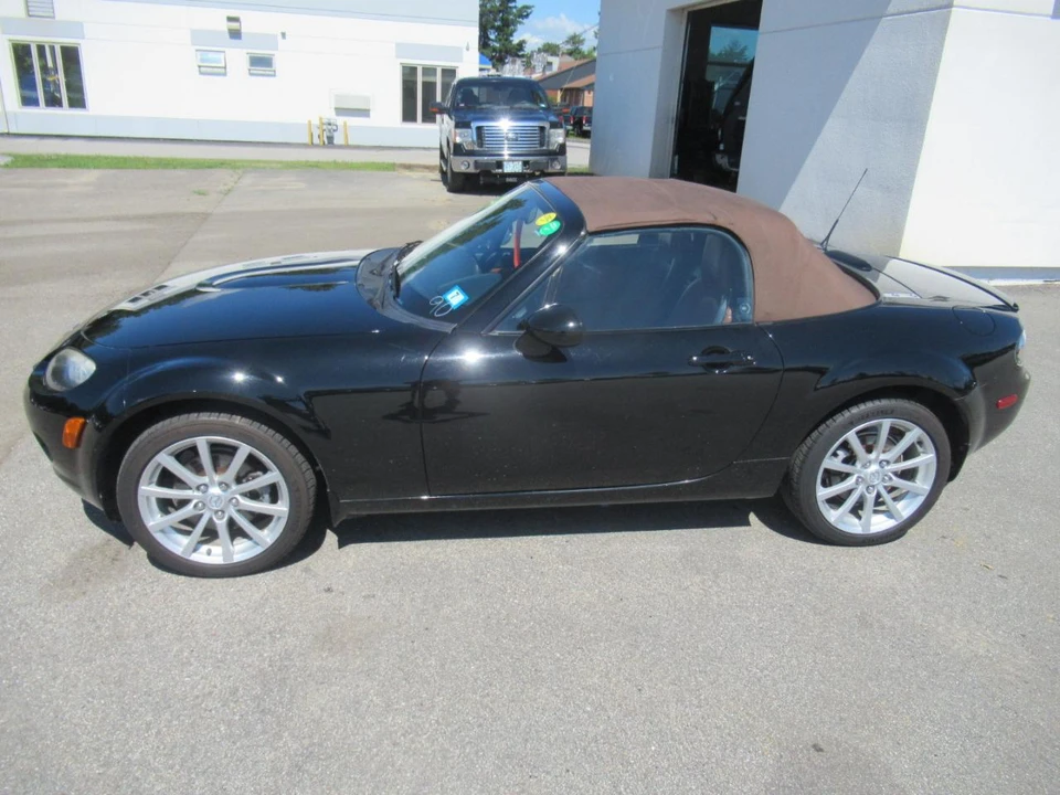 2007 Mazda NC MX-5 Miata - Image 3 of 10