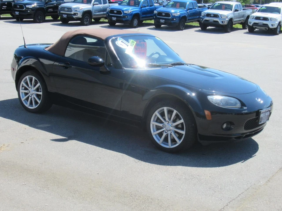 2007 Mazda NC MX-5 Miata - Image 4 of 10