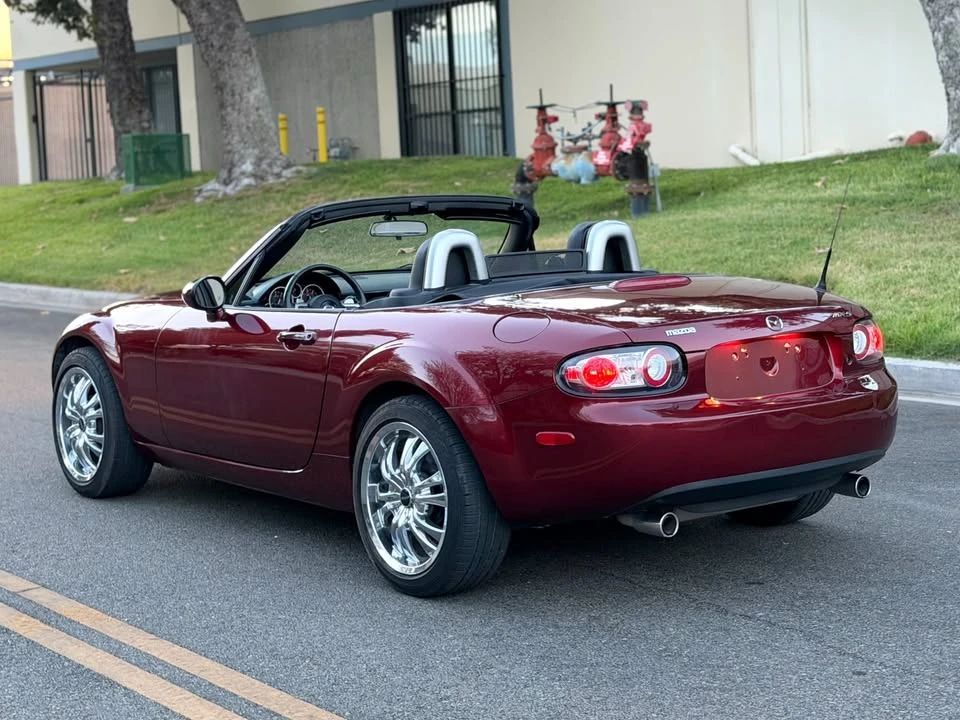 2007 Mazda NC MX-5 Miata - Image 2 of 20