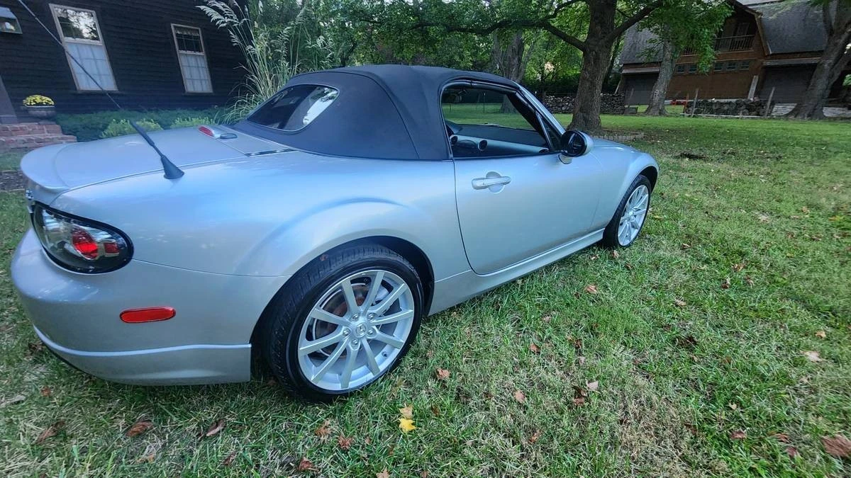 2007 Mazda NC MX-5 Miata - Image 8 of 20