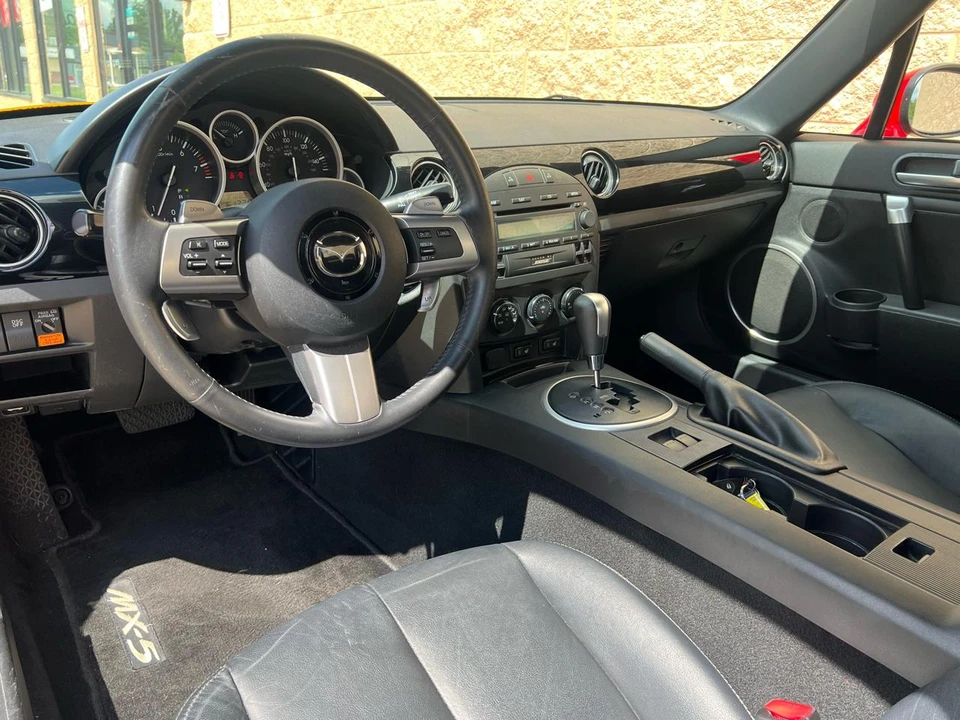 2007 Mazda NC MX-5 Miata - Image 5 of 6