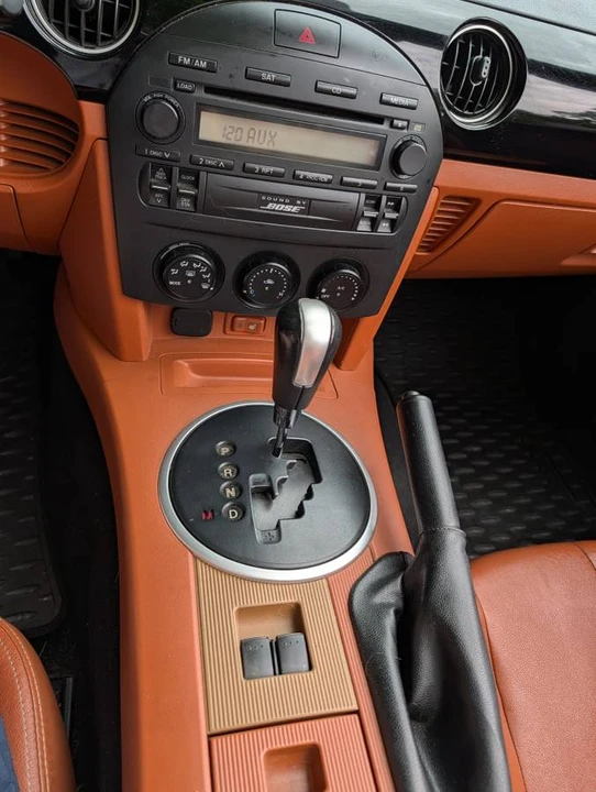 2007 Mazda NC MX-5 Miata - Image 11 of 12