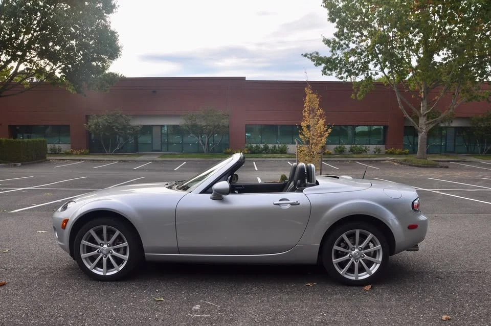 2007 Mazda NC MX-5 Miata - Image 4 of 20