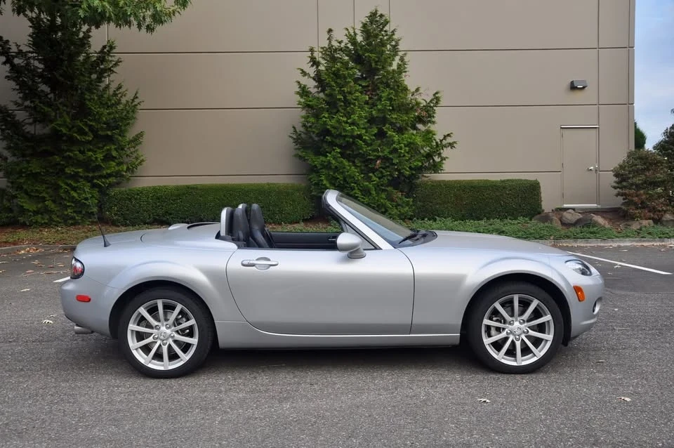 2007 Mazda NC MX-5 Miata - Image 8 of 20