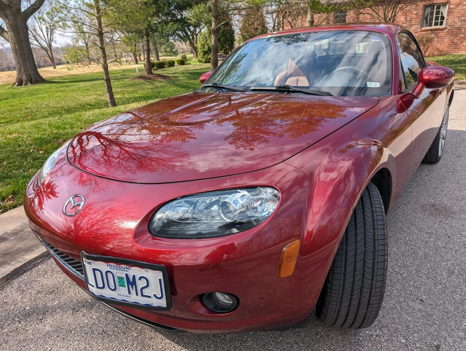 2007 Mazda NC MX-5 Miata - Image 2 of 31
