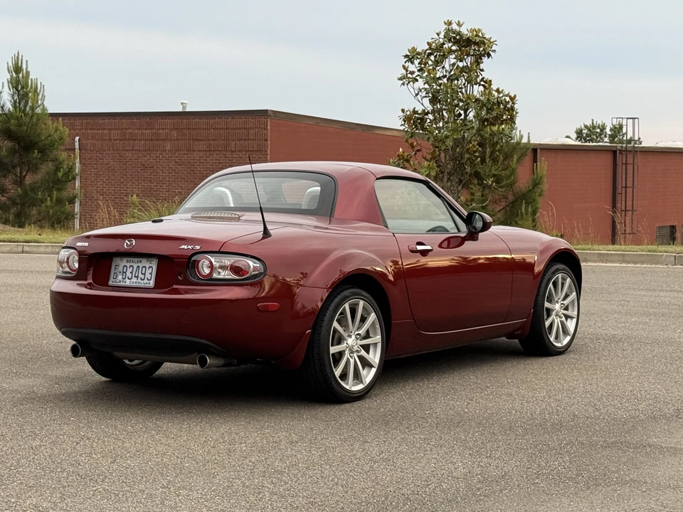 2007 Mazda NC MX-5 Miata - Image 28 of 31