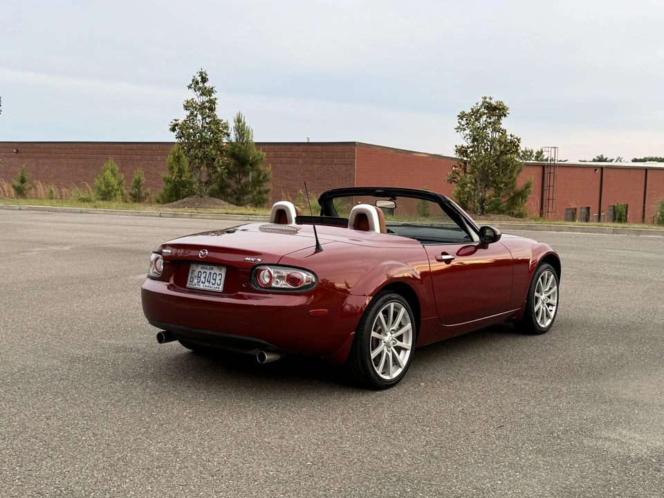 2007 Mazda NC MX-5 Miata - Image 14 of 31