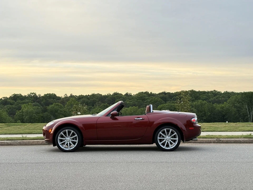 2007 Mazda NC MX-5 Miata - Image 20 of 31