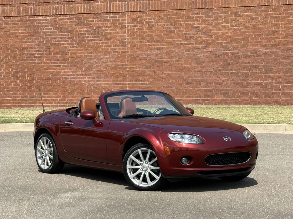 2007 Mazda NC MX-5 Miata - Image 4 of 31