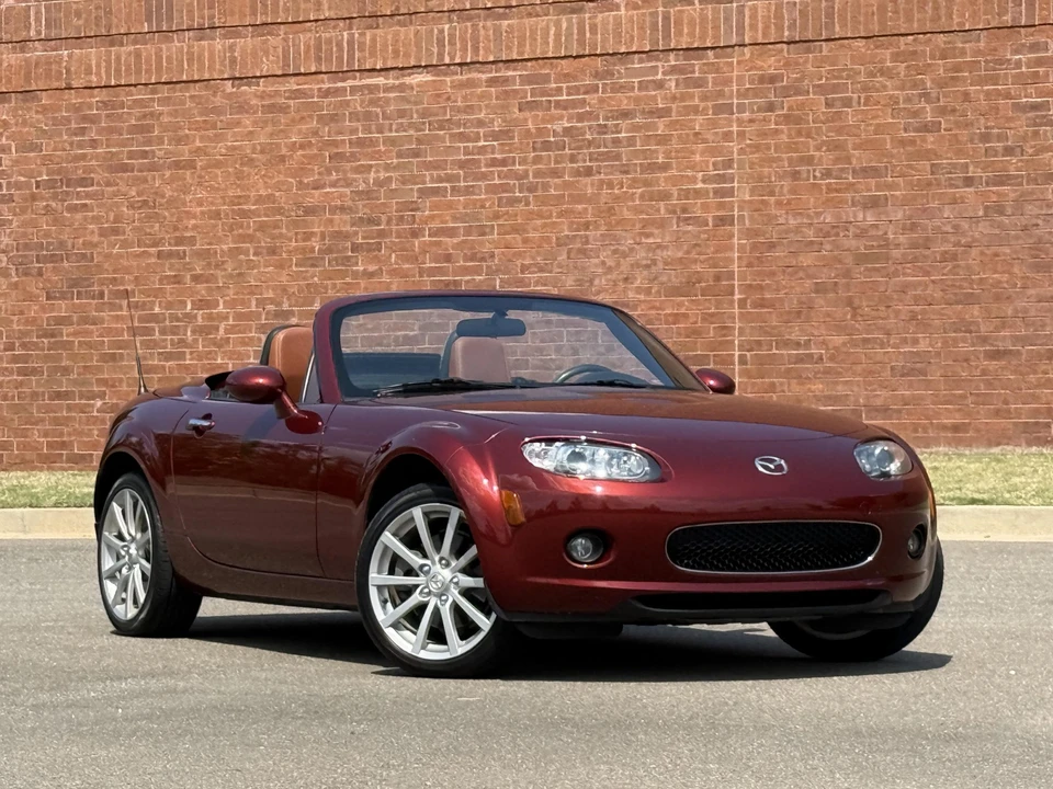 2007 Mazda NC MX-5 Miata - Image 2 of 31