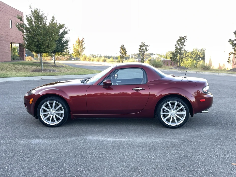 2007 Mazda NC MX-5 Miata - Image 21 of 31