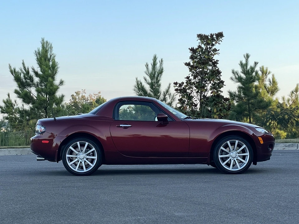 2007 Mazda NC MX-5 Miata - Image 24 of 31