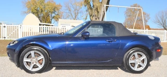 2007 Mazda NC MX-5 Miata - Image 6 of 21