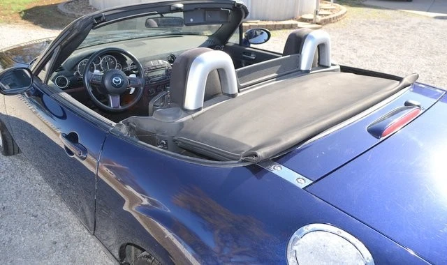 2007 Mazda NC MX-5 Miata - Image 17 of 21
