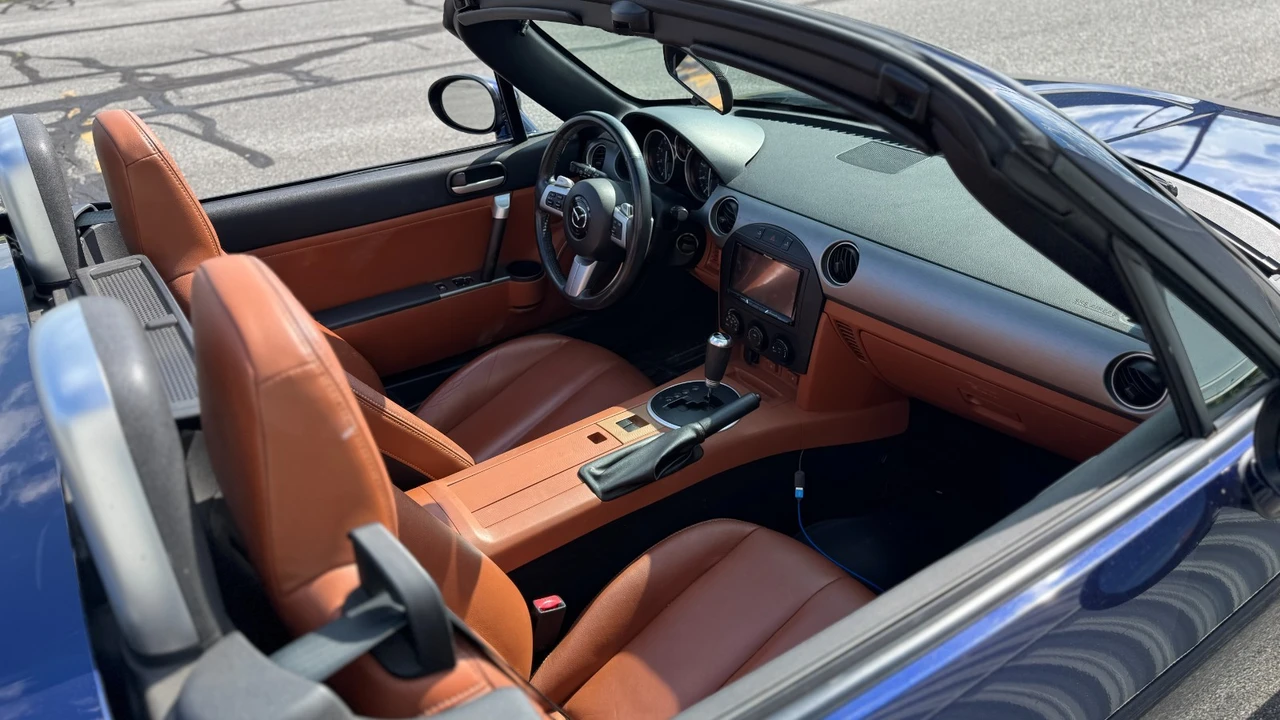 2007 Mazda NC MX-5 Miata - Image 3 of 14