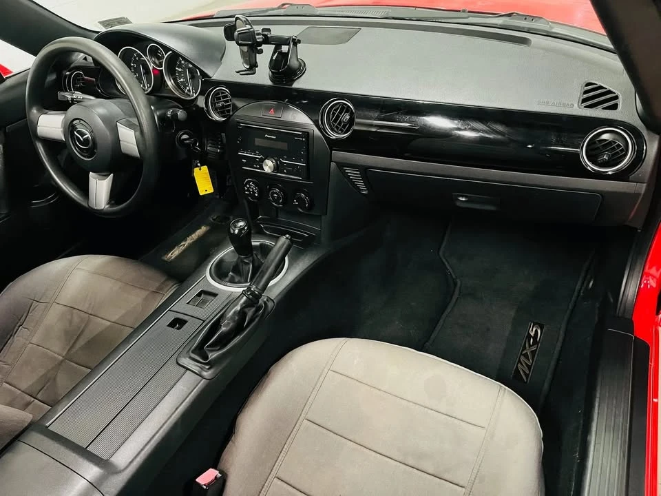 2007 Mazda NC MX-5 Miata - Image 10 of 20