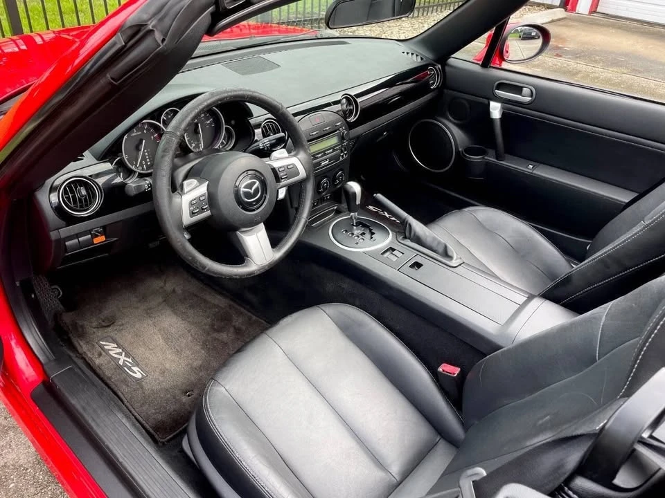 2007 Mazda NC MX-5 Miata - Image 17 of 20