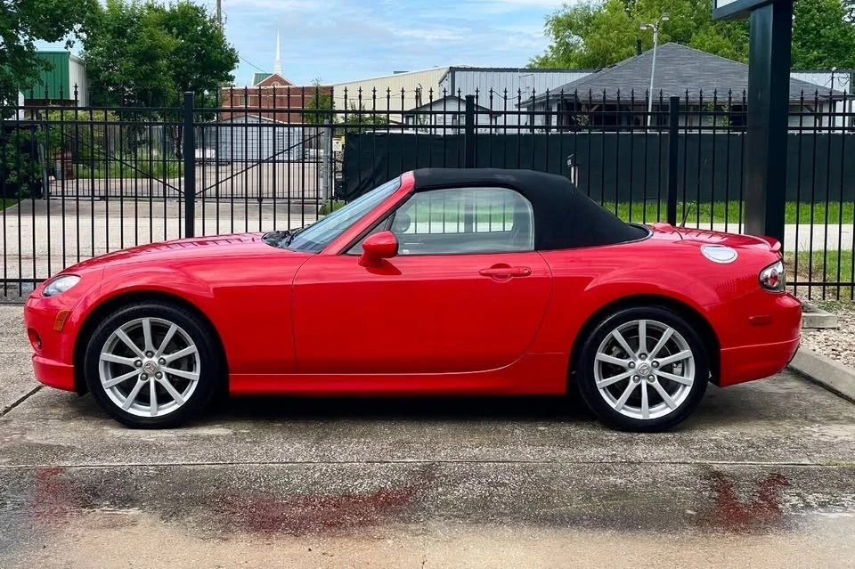 2007 Mazda NC MX-5 Miata - Image 12 of 20