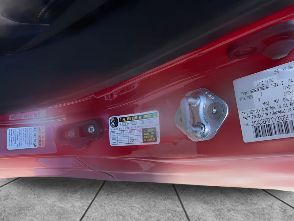 2007 Mazda NC MX-5 Miata - Image 21 of 22