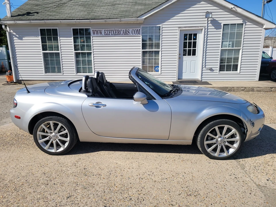2007 Mazda NC MX-5 Miata - Image 5 of 21
