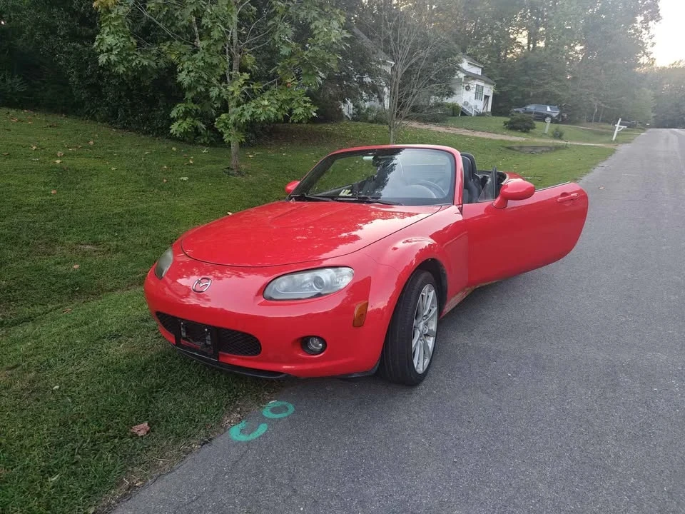 2007 Mazda NC MX-5 Miata - Image 2 of 4