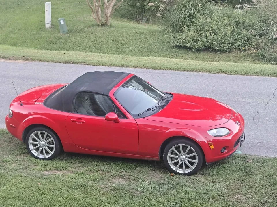 2007 Mazda NC MX-5 Miata - Image 3 of 4