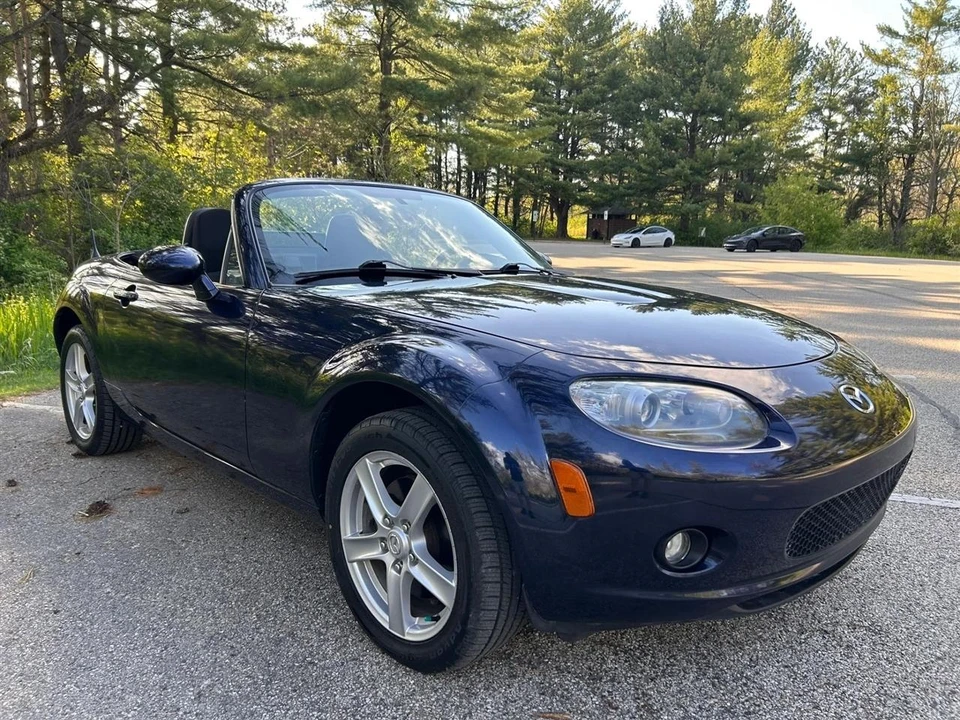 2007 Mazda NC MX-5 Miata - Image 2 of 31