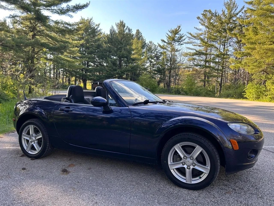 2007 Mazda NC MX-5 Miata - Image 3 of 31