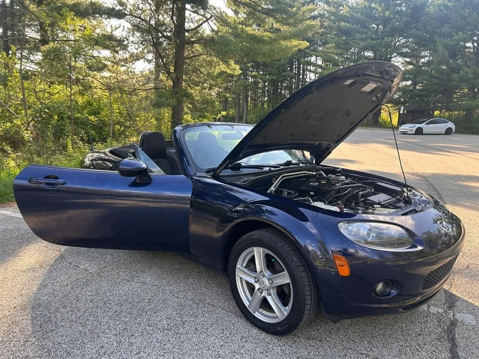 2007 Mazda NC MX-5 Miata - Image 13 of 31