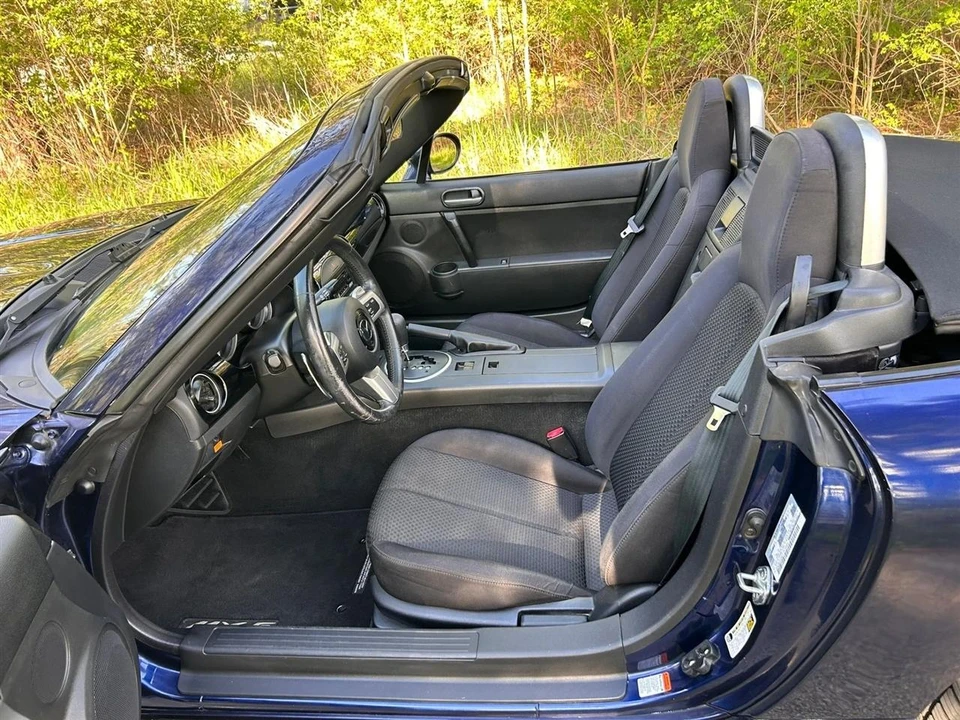 2007 Mazda NC MX-5 Miata - Image 20 of 31