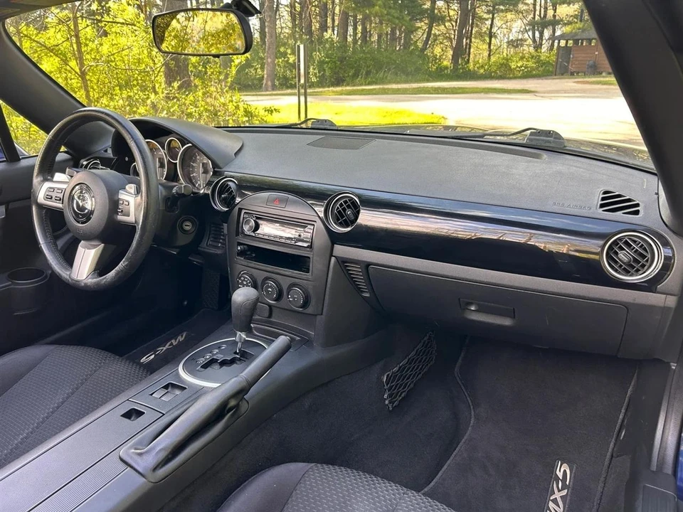 2007 Mazda NC MX-5 Miata - Image 28 of 31