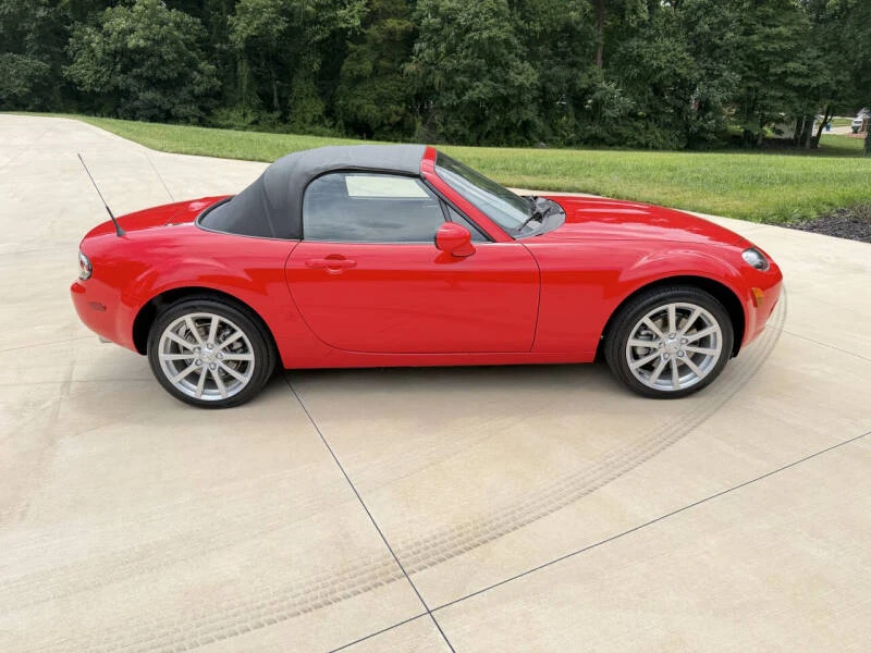 2007 Mazda NC MX-5 Miata - Image 3 of 16