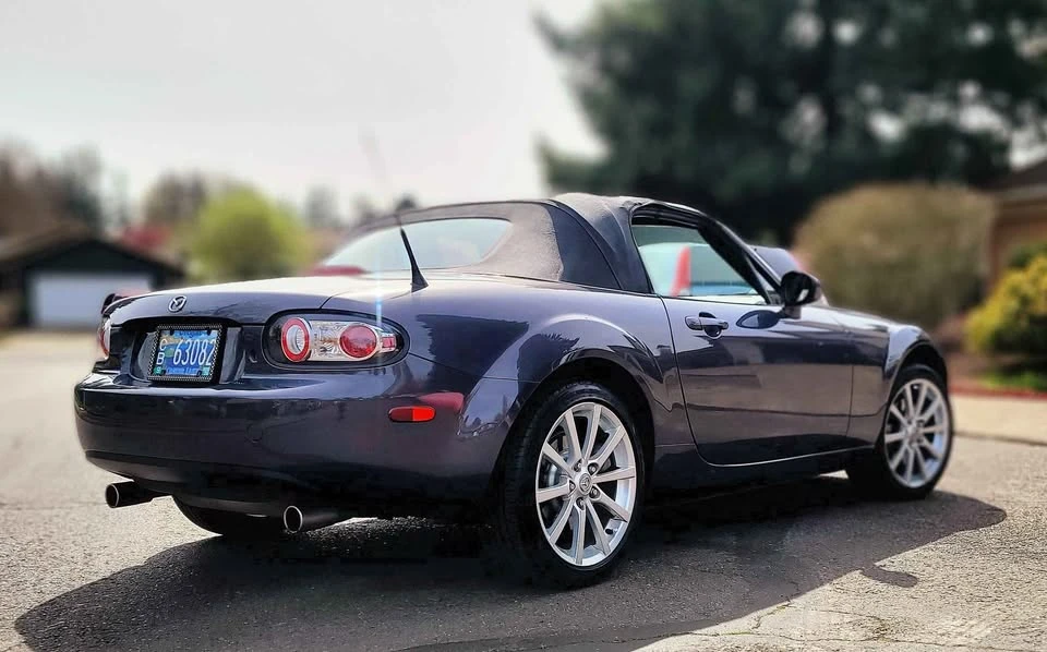 2007 Mazda NC MX-5 Miata - Image 2 of 10