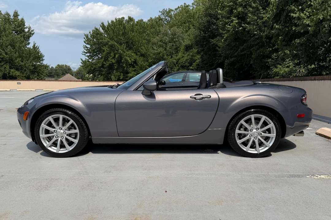 2007 Mazda NC MX-5 Miata - Image 3 of 31