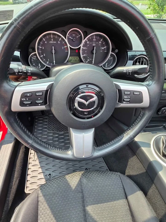 2007 Mazda NC MX-5 Miata - Image 4 of 7