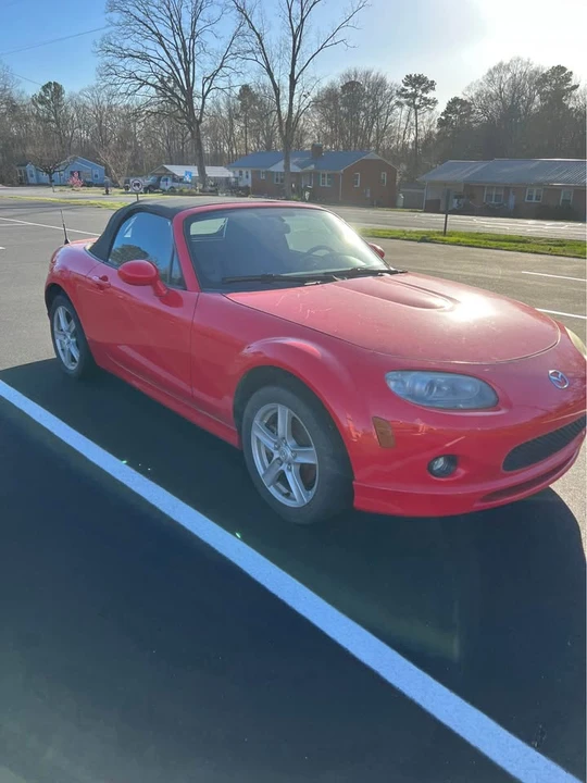 2007 Mazda NC MX-5 Miata - Image 4 of 4