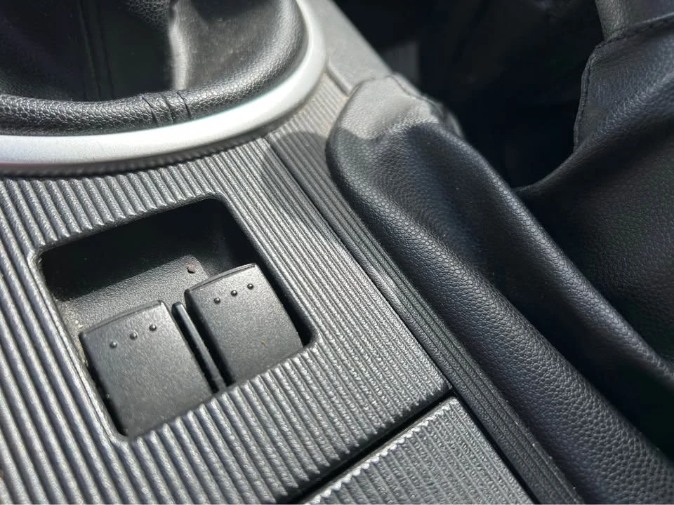 2007 Mazda NC MX-5 Miata - Image 14 of 20