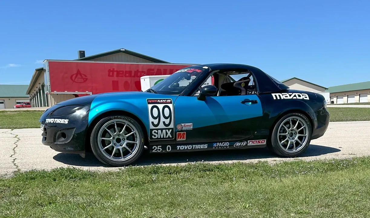 2007 Mazda NC MX-5 Miata - Image 5 of 6
