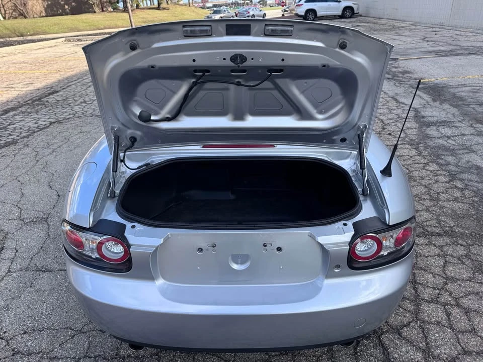 2007 Mazda NC MX-5 Miata - Image 19 of 20