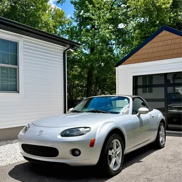 2007 Mazda MX-5 Miata Sport Convertible