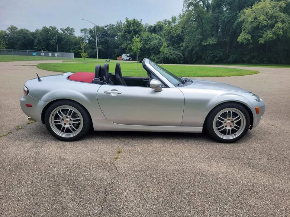 2007 Mazda NC MX-5 Miata - Image 4 of 20