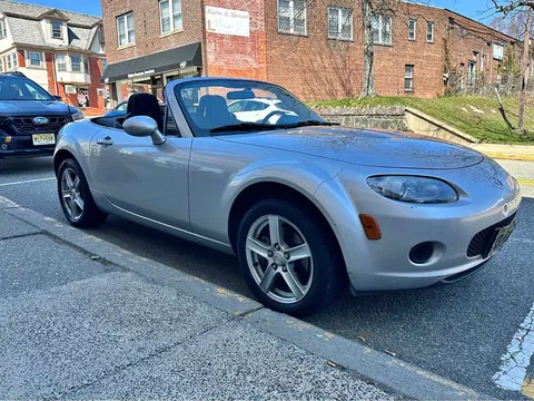 2007 Mazda MX-5 Sport Convertible 2D